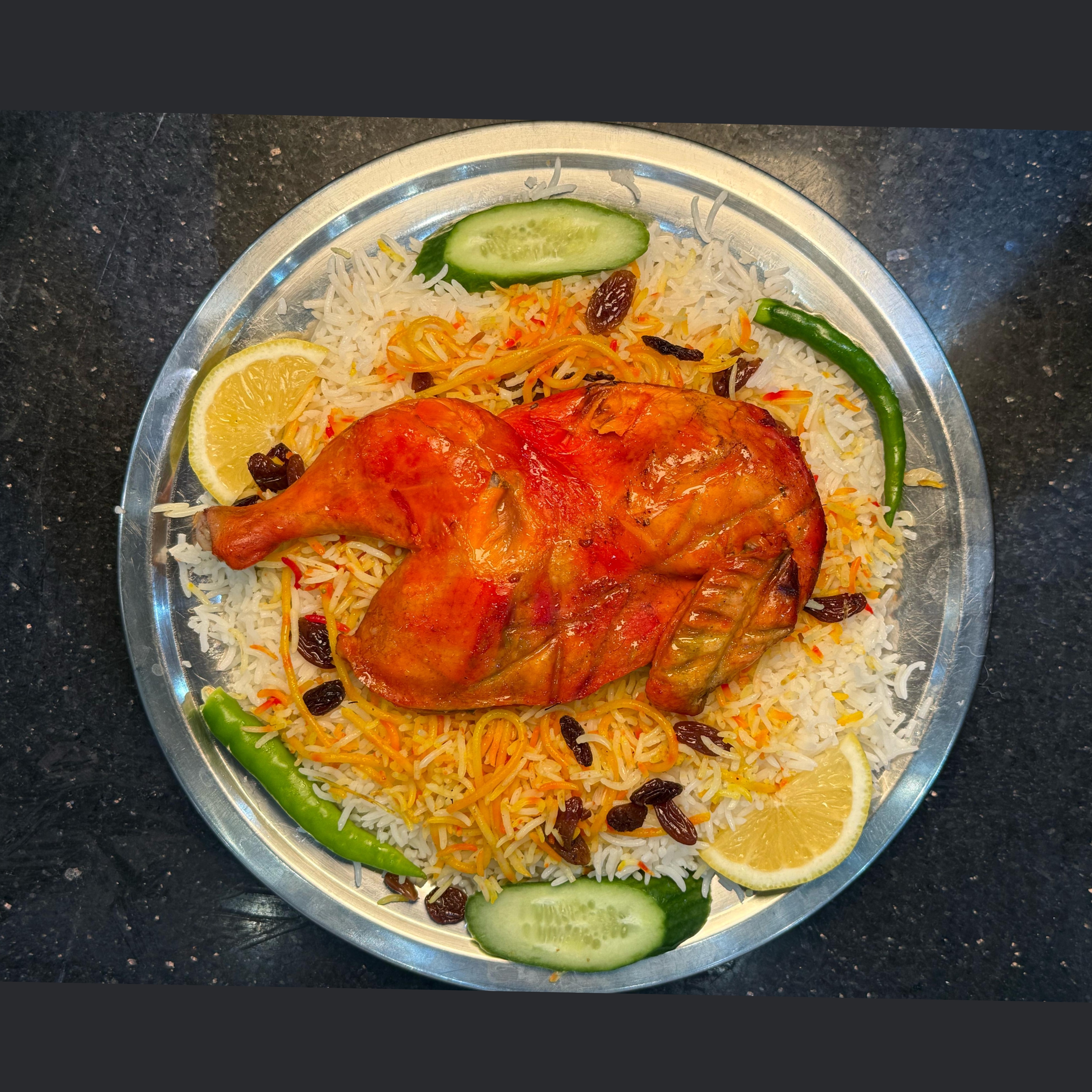 نص دجاج مندي رز بشاور