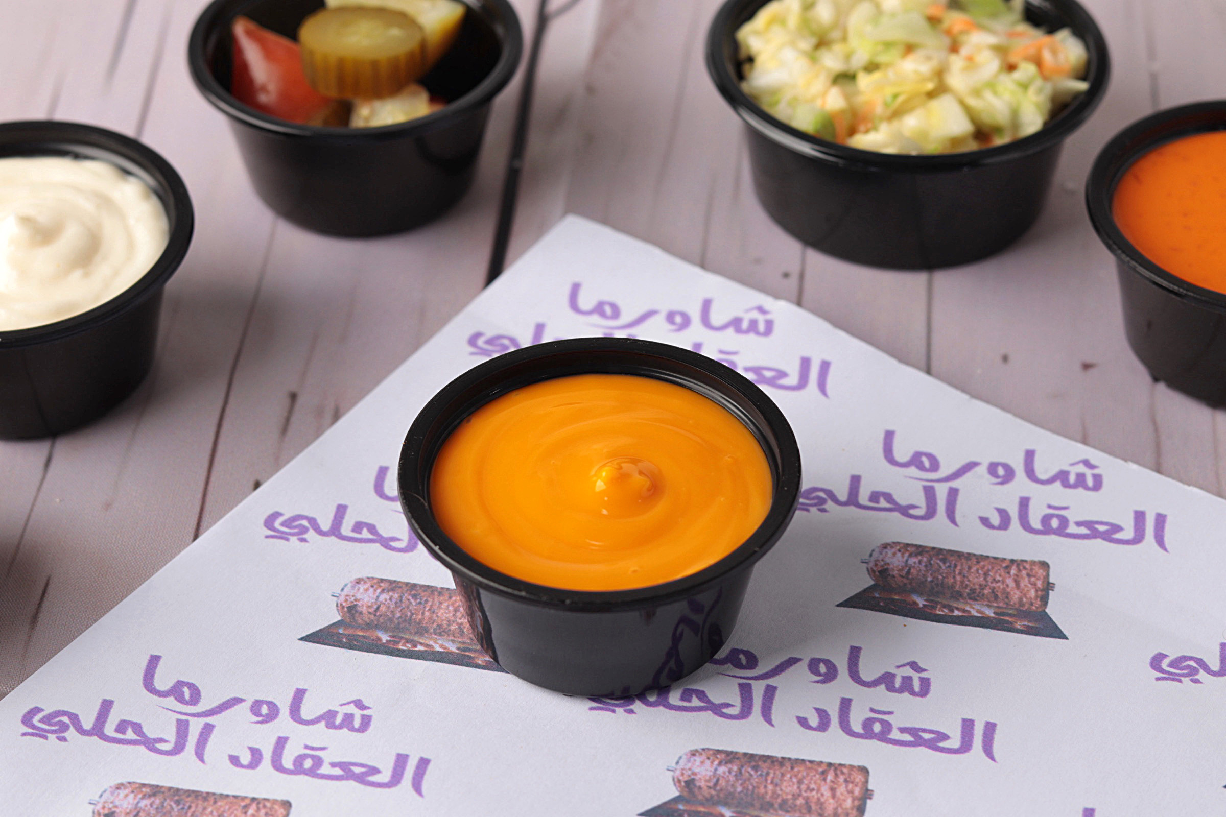 علبة صوص جبن