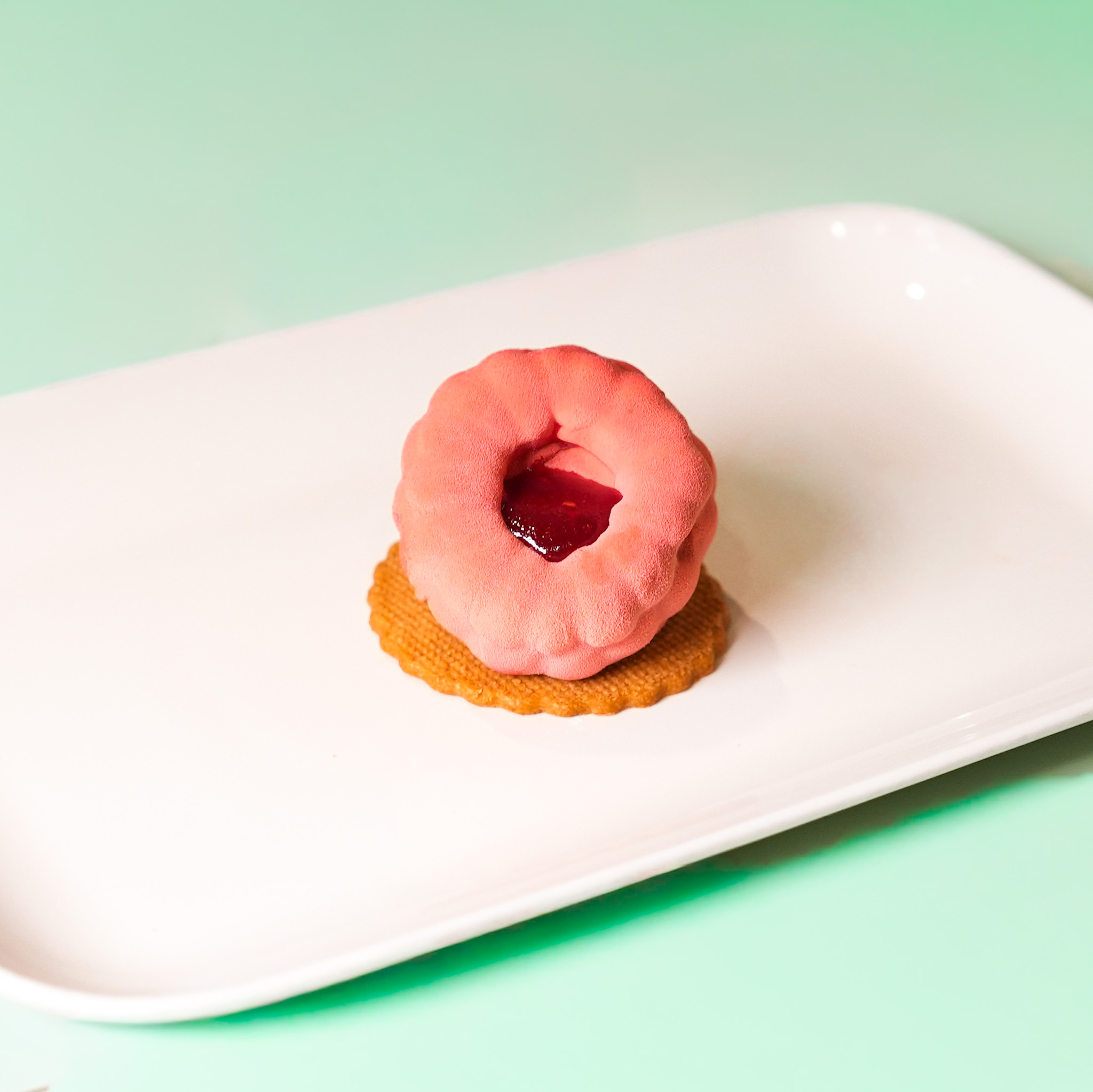 ترمبليو توت احمر