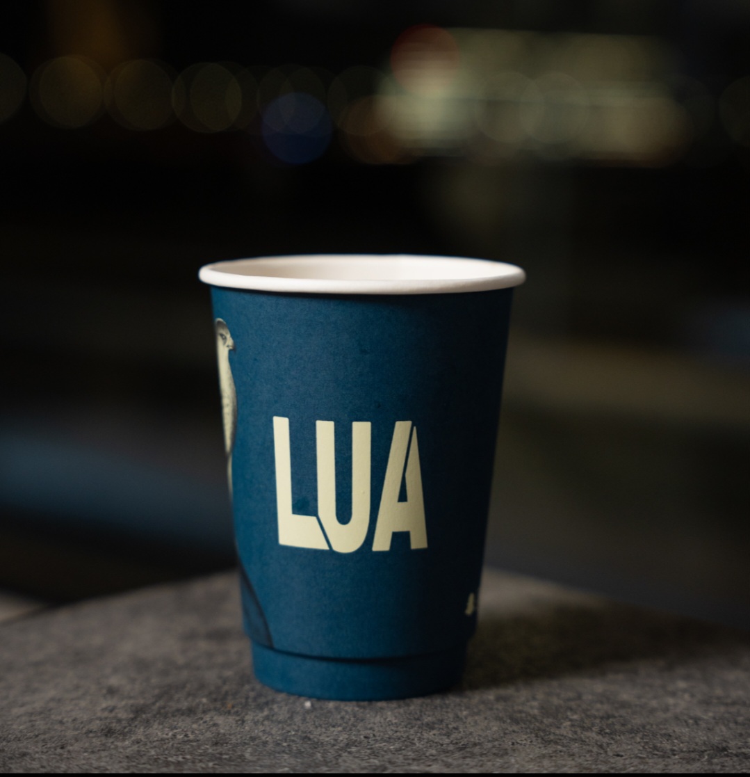 قهوة اليوم حار  coffee day hot