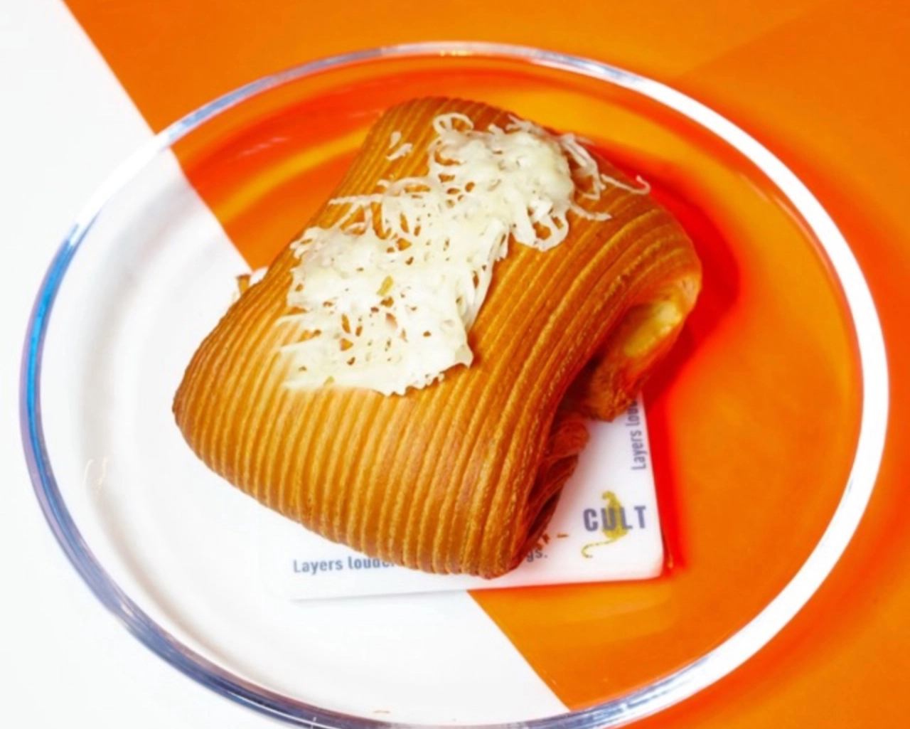 بان سويس تركي مدخن